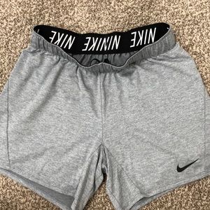 Nike 3 inch women gray shorts